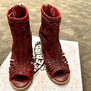 Brand new in box Freebird Bela ladies size 8